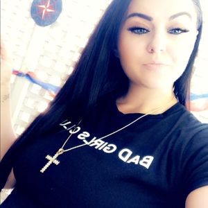 Meet your Posher, Corrine